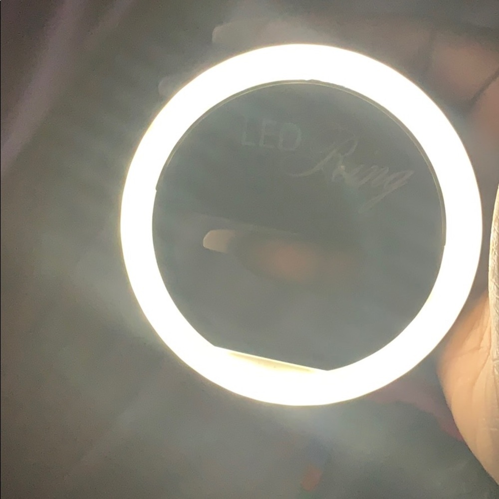 LED Ring Light - Picture 4 of 5
